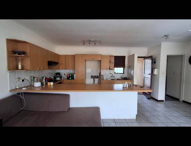 2 BEDROOM PROPERTY TO RENT IN SILVER OAKS